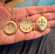 Load image into Gallery viewer, 14kg Filled Vintage Locket
