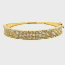 Load and play video in Gallery viewer, 14kg Diamond Bracelet
