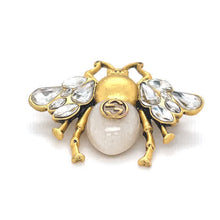 Load image into Gallery viewer, Vintage Gucci Bee Pin
