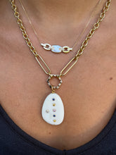 Load image into Gallery viewer, 14kg Rolo Link chain with Diamond Hexagon Pendant Clasp
