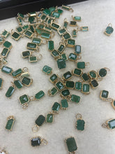 Load image into Gallery viewer, 14kg Zambian Emerald Pendants
