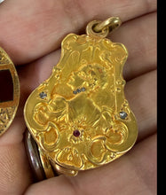 Load image into Gallery viewer, 18kg Art Nouveau Locket
