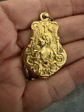 Load image into Gallery viewer, 18kg Art Nouveau Locket

