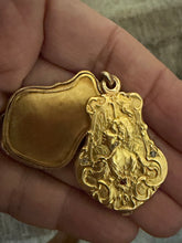 Load image into Gallery viewer, 18kg Art Nouveau Locket
