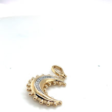 Load image into Gallery viewer, 14kg Diamond Moon Clip Pendant
