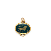 Load image into Gallery viewer, 24kg Gold Green Agate and Diamond Lion Pendant
