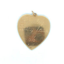 Load image into Gallery viewer, 14kg Vintage Large Engine Turned Heart Pendant
