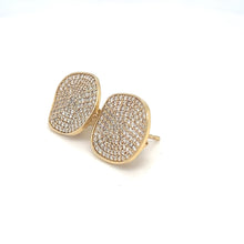 Load image into Gallery viewer, 18kg Diamond Asymmetrical Square Studs
