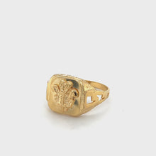 Load and play video in Gallery viewer, 9ct Vintage Signet Ring
