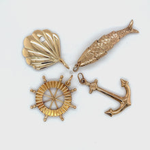 Load and play video in Gallery viewer, 9 ct gold Vintage Anchor Nautical Pendant
