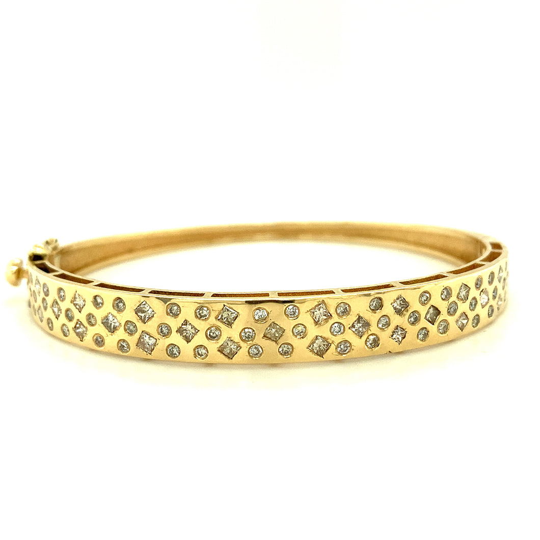 14kg Spotted Diamond Bangle Bracelet