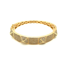 Load image into Gallery viewer, 14kg and White Diamond Pyramid Bracelet
