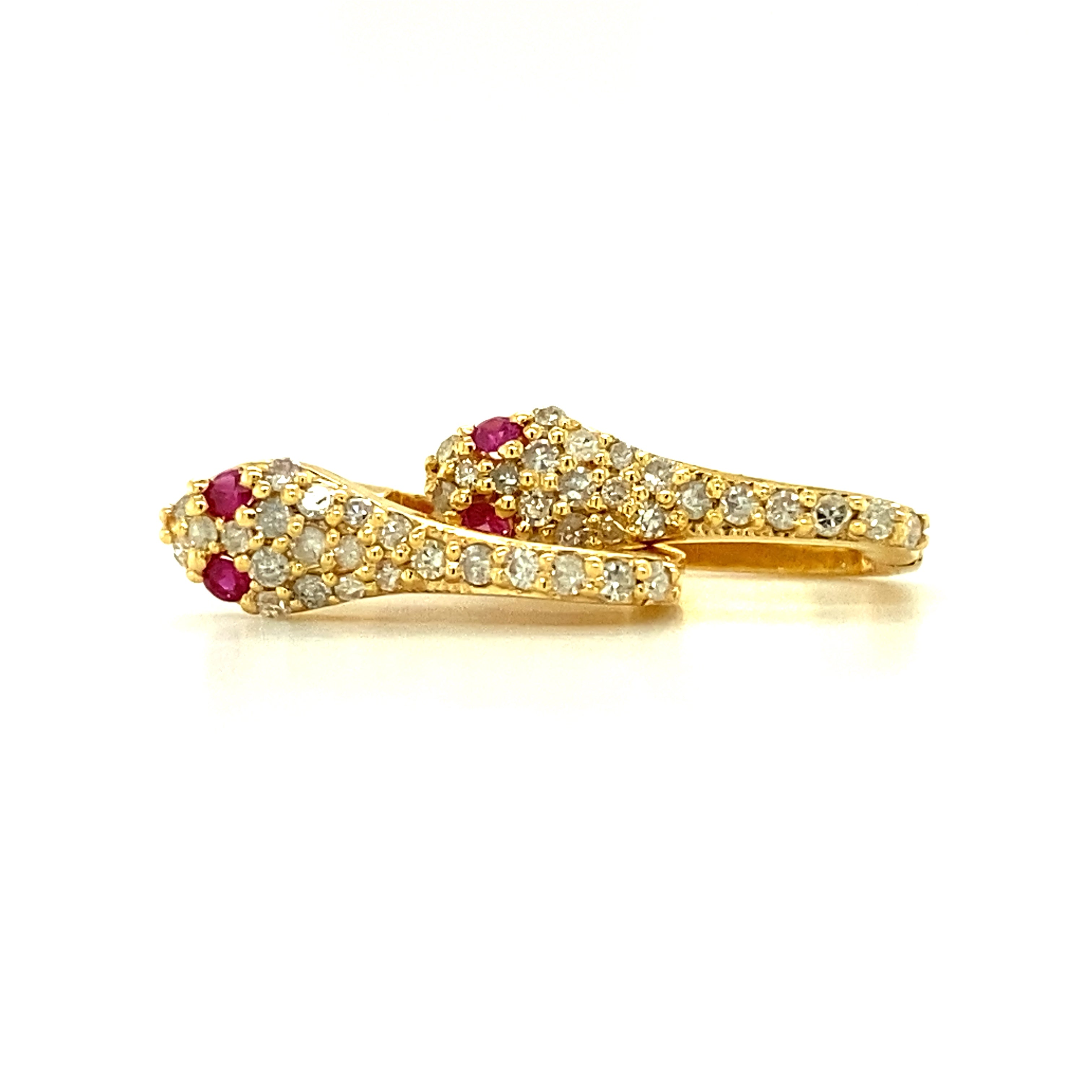 14kg White Diamond Snake Earrings with Sapphire Eyes – FFJ LLC