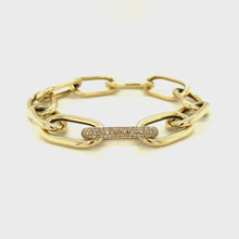 Load and play video in Gallery viewer, 14kg Large Oval Paperclip Bracelet with Oval Diamond Clasp
