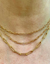 Load image into Gallery viewer, 14kg Filled Paperclip Chain Necklace - Medium
