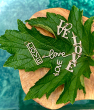 Load image into Gallery viewer, 14kg LOVE Square Pendant
